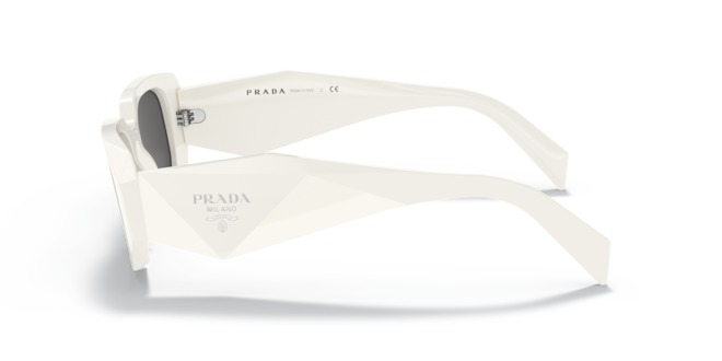 PRADA PRADA — 3
