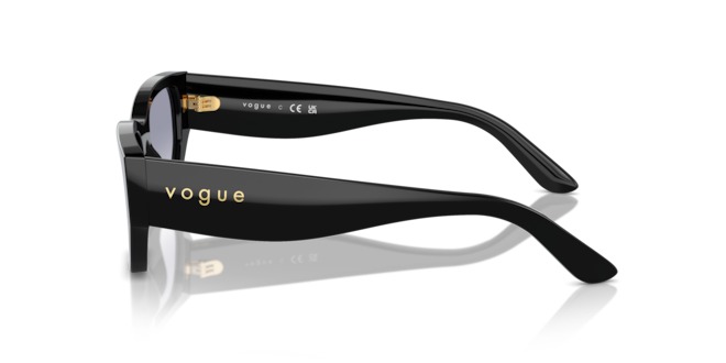 VOGUE VOGUE — 3